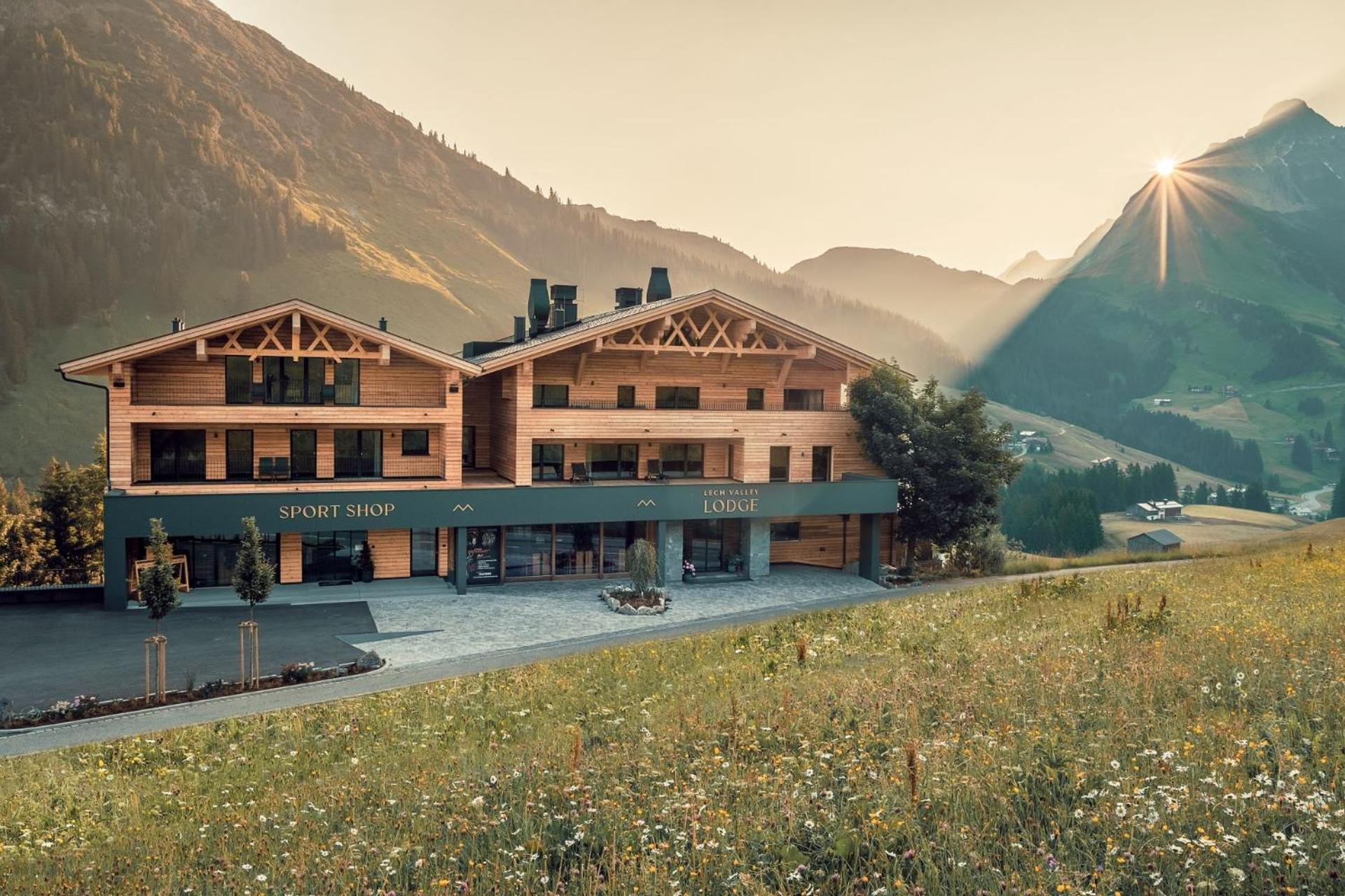 Lech Valley Lodge Warth  Экстерьер фото