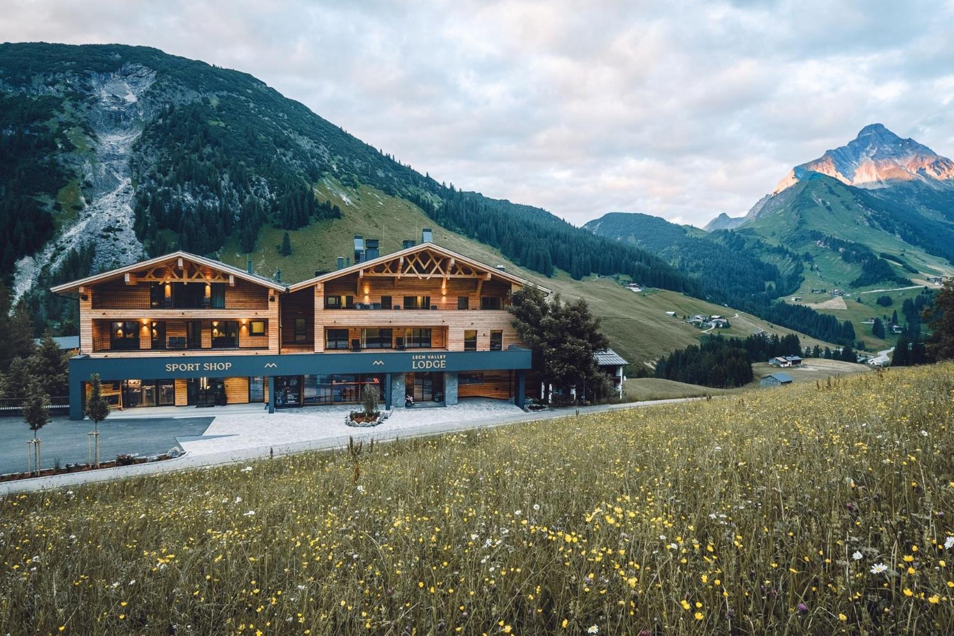 Lech Valley Lodge Warth  Экстерьер фото